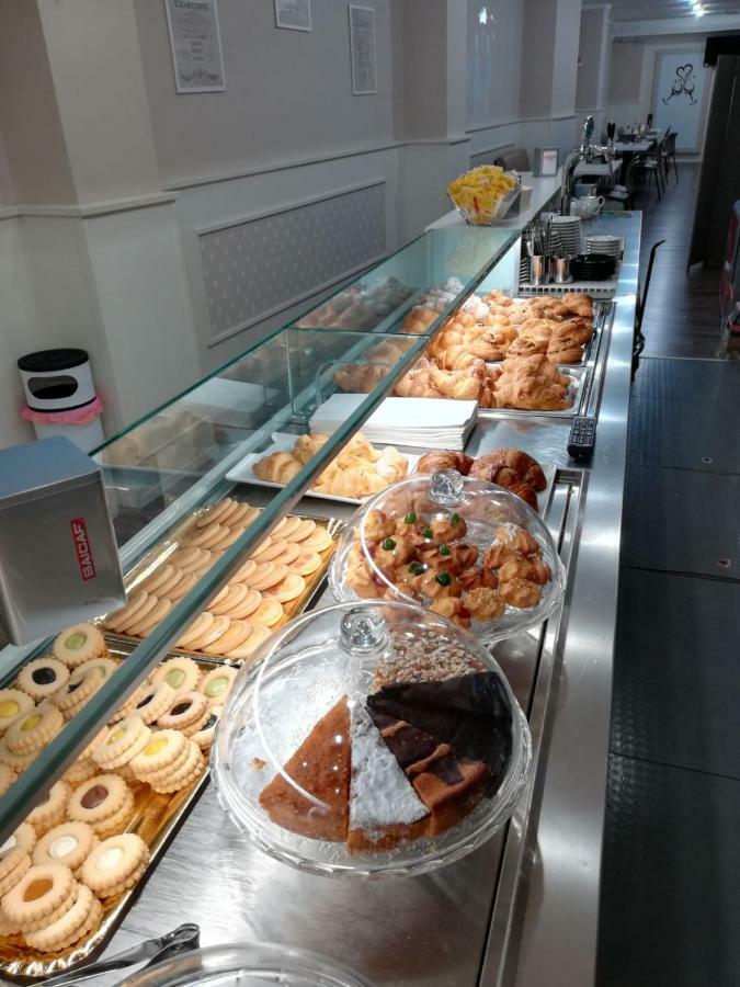 Dolci Ricordi Hotel Bari Kültér fotó